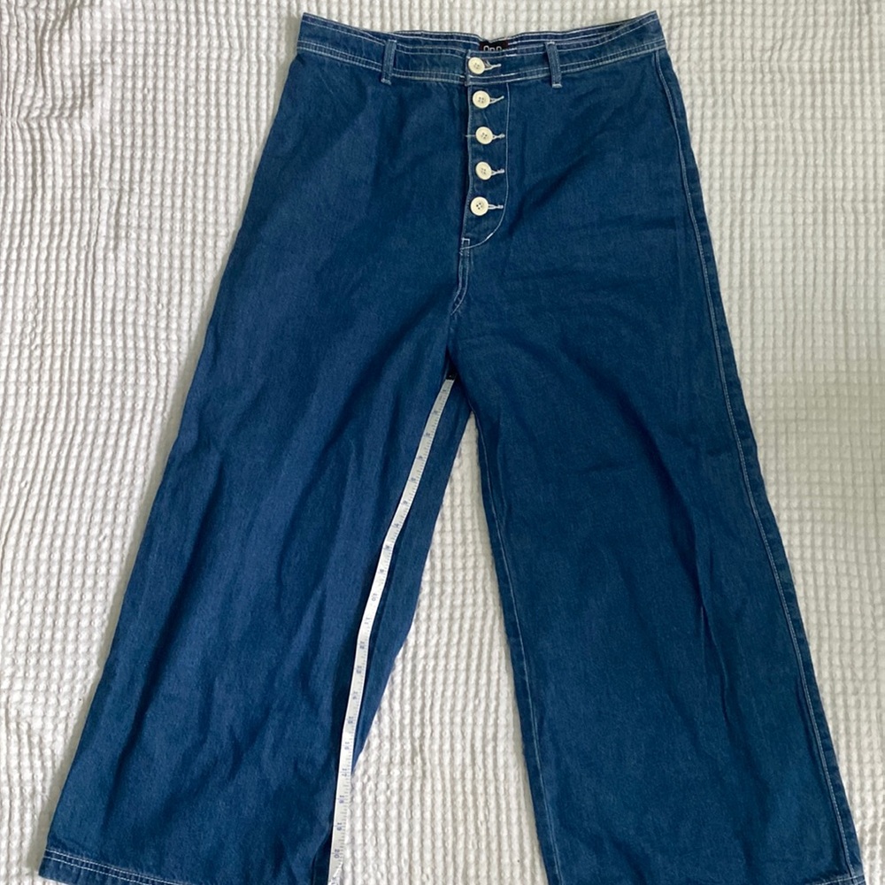 Wide leg ankle jeans